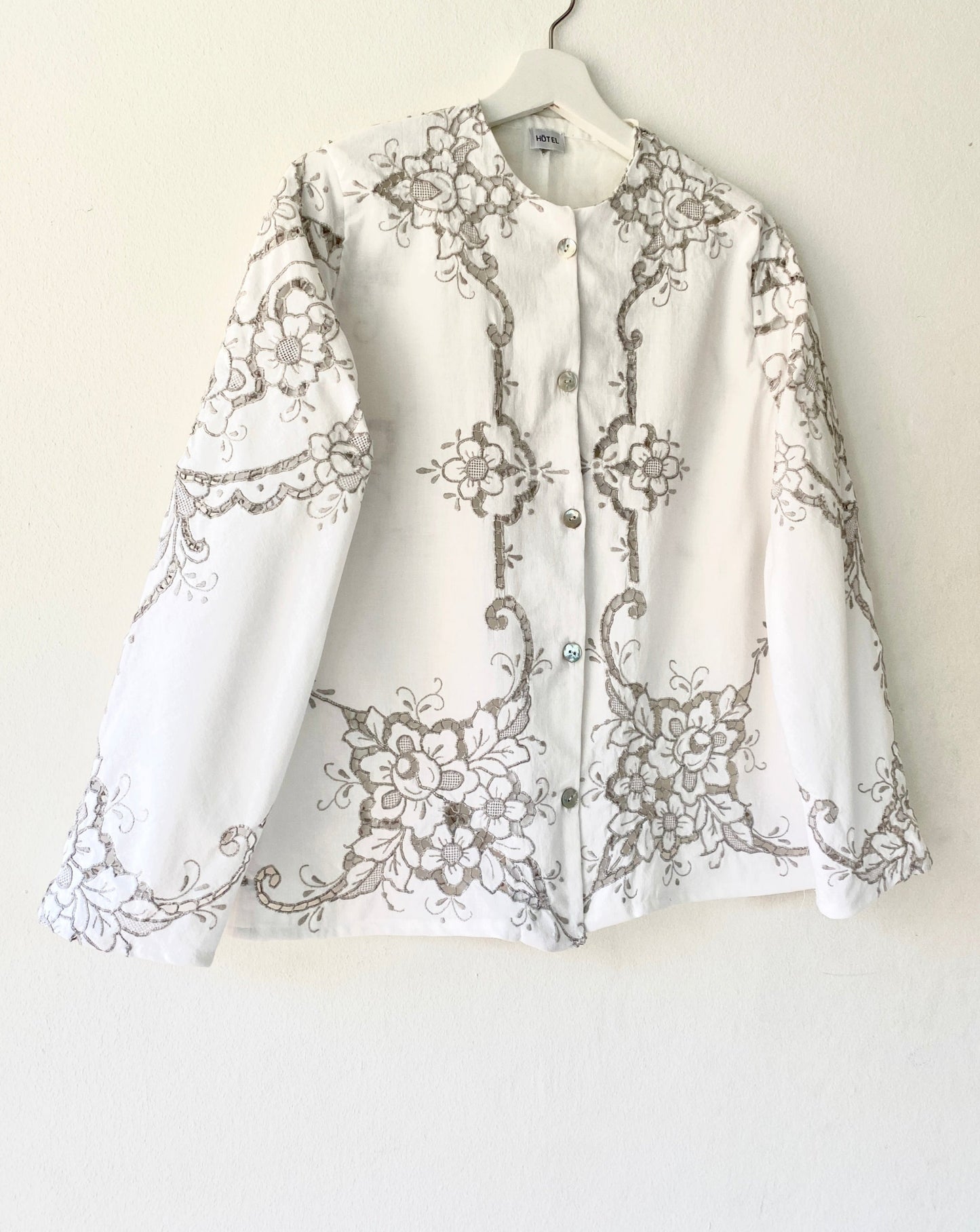 Grand amour lace