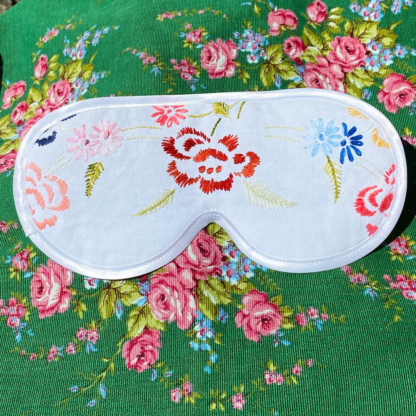 Eye mask