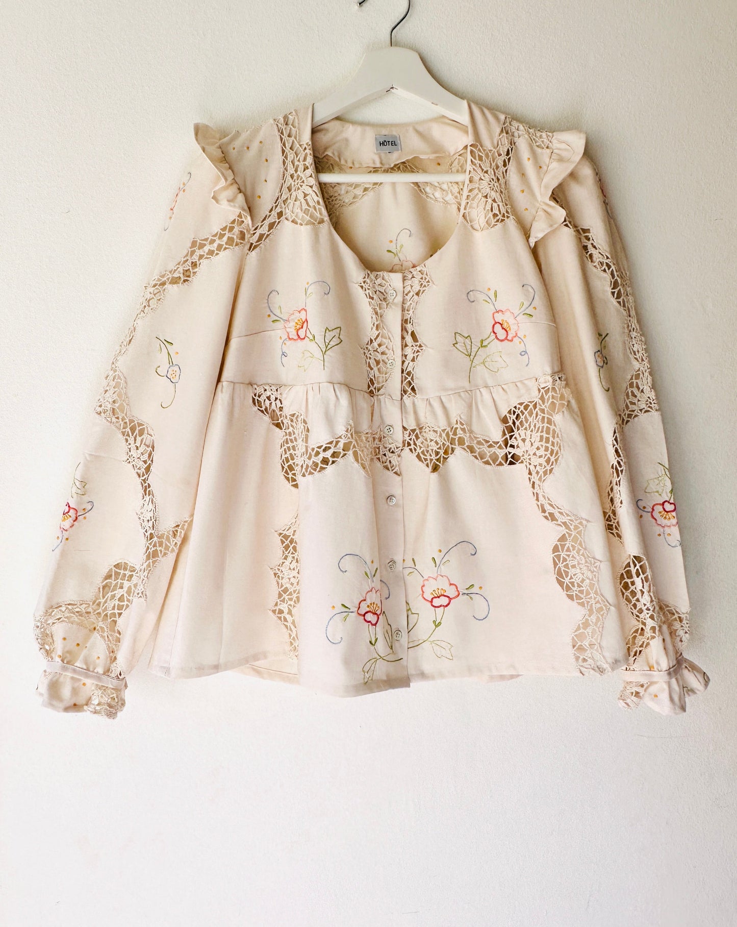 Provence ruffle lace shirt