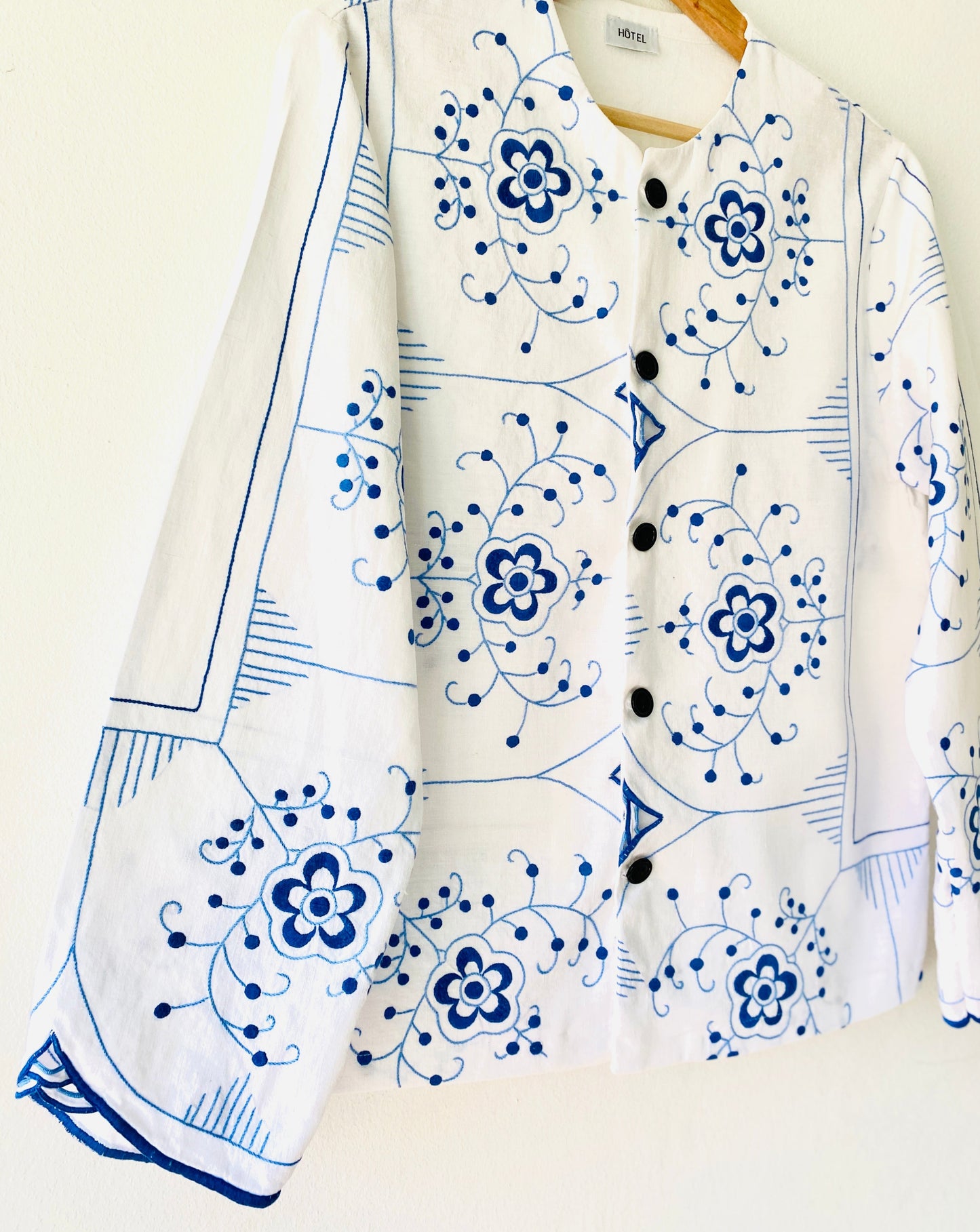 Lua embroidered jacket