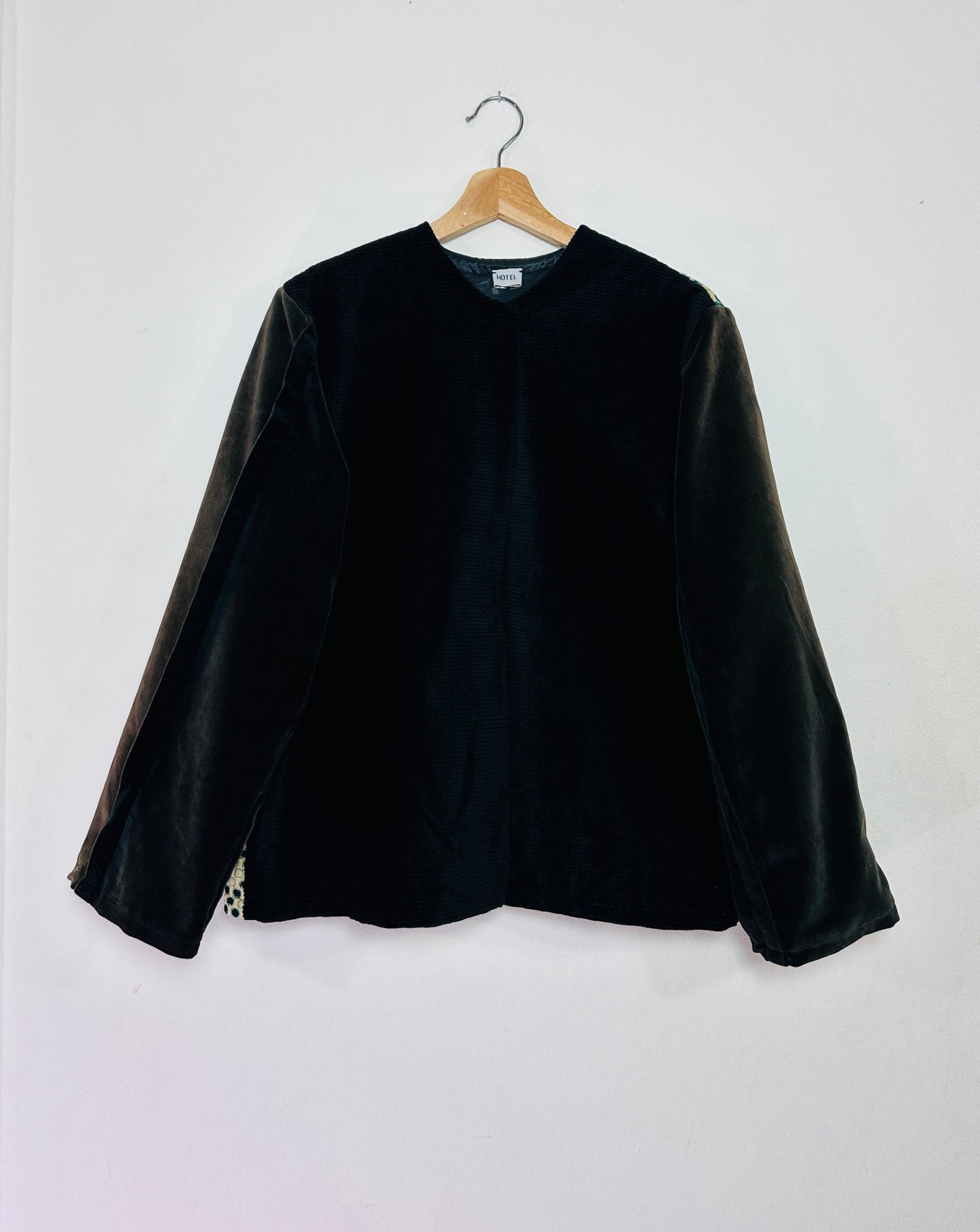 Saint- Germain soft velvet jacket